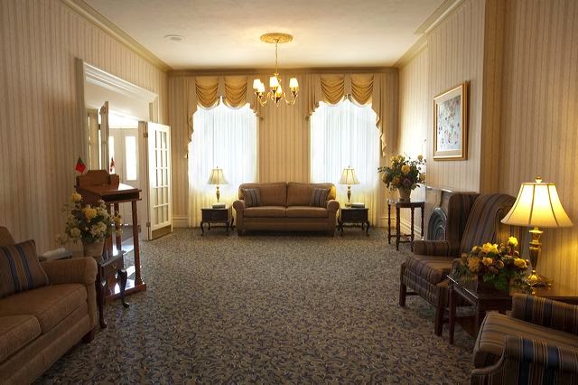 Ward Funeral Home | 2035 Weston Rd, York, ON M9N 1X7, Canada | Phone: (416) 241-4618