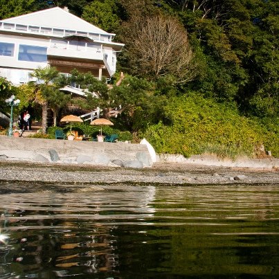 OceanStar Beachfront Bed and Breakfast | 94 Tsawwassen Beach Rd, Delta, BC V4M 2J2, Canada | Phone: (604) 341-3745