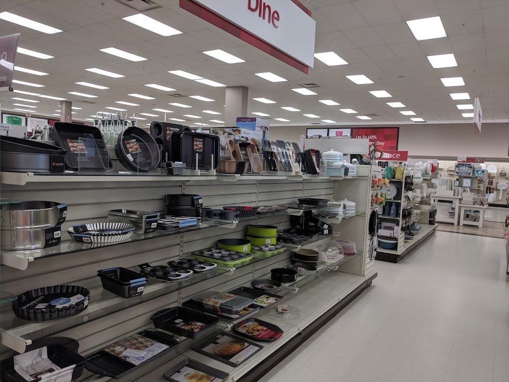 Winners & HomeSense | 5001 19 St #700, Red Deer, AB T4R 3R1, Canada | Phone: (403) 340-1717
