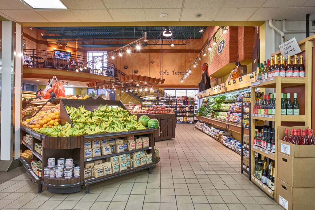 Marché Du Village | 98 QC-235, Ange-Gardien, QC J0E 1E0, Canada | Phone: (450) 293-6115