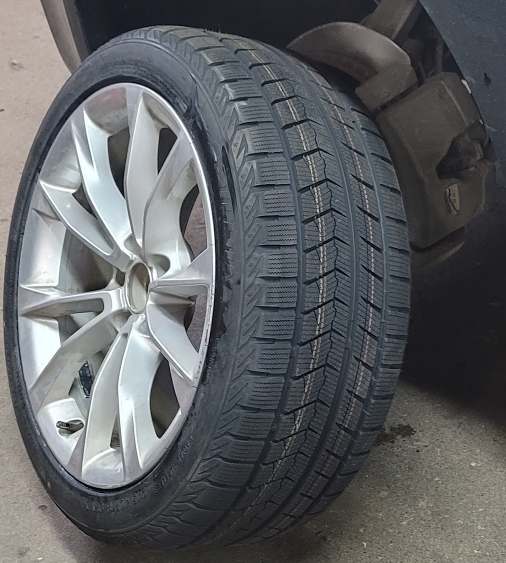 Movana Tire & Supply Inc. | 319 14th St, New Westminster, BC V3M 5T2, Canada | Phone: (604) 522-0678