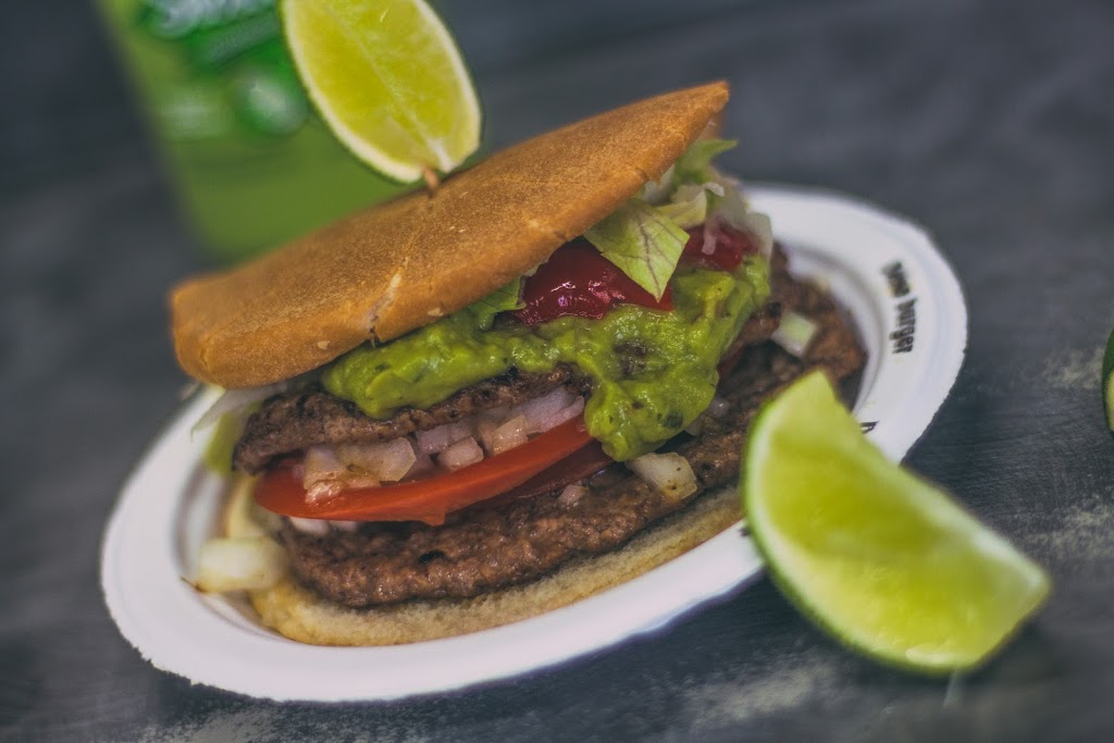 Deso Burger | 2080 Boul Sir-Wilfrid-Laurier, Saint-Bruno-de-Montarville, QC J3V 4P6, Canada | Phone: (450) 441-3663