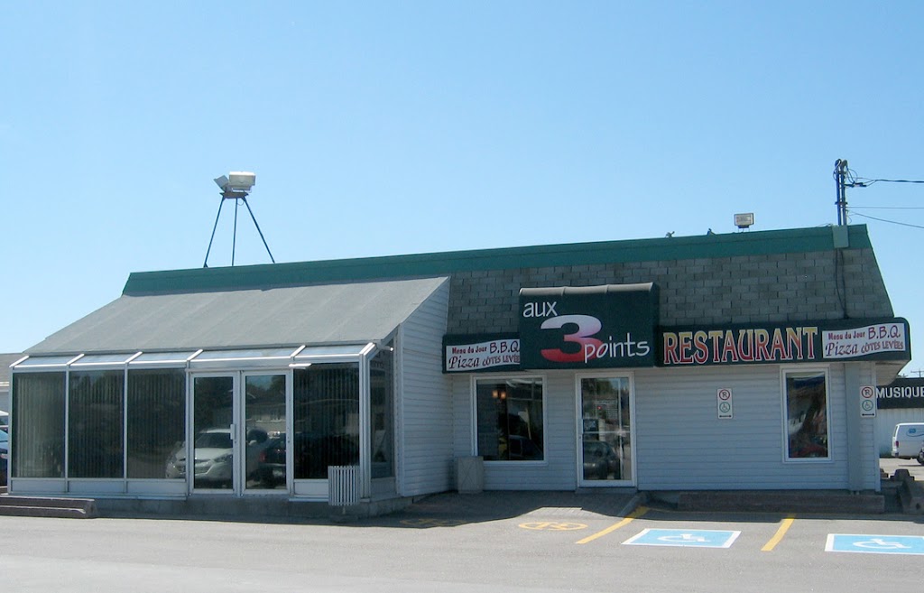 Restaurant Aux 3 Points | 3645 Bd du Royaume, Jonquière, QC G7X 1Z4, Canada | Phone: (418) 547-6171