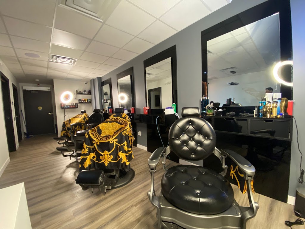 Another 1 Barbershop | 112 Burnhamthorpe Rd E, Oakville, ON L6H 0X8, Canada | Phone: (905) 257-9595