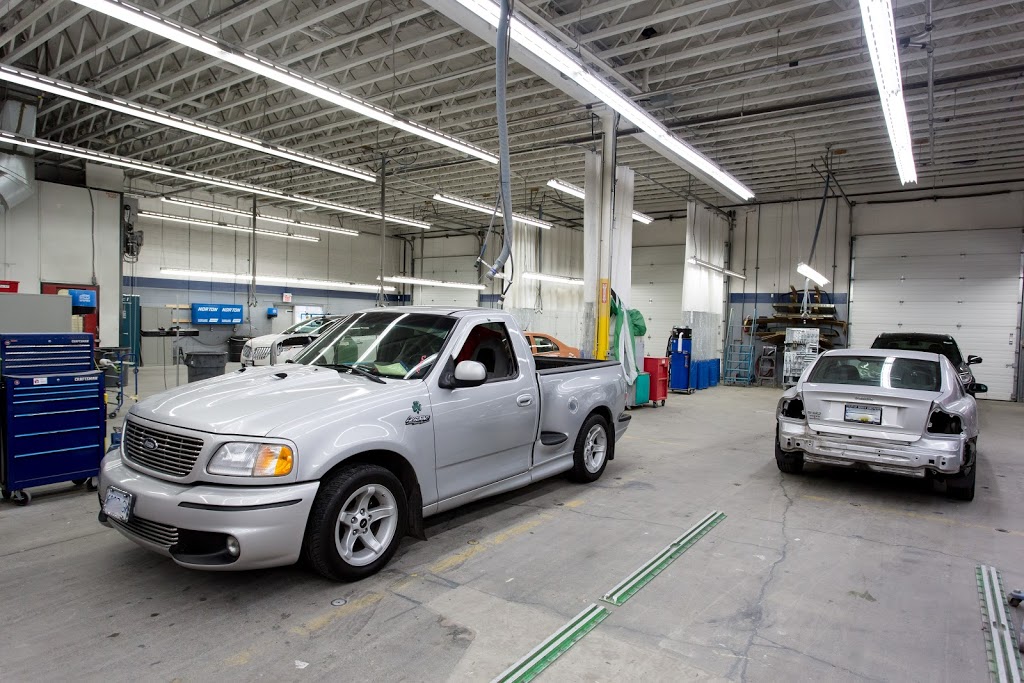 Dams Collision Repair | 19950 Fraser Hwy, Langley City, BC V3A 4E3, Canada | Phone: (604) 532-0251