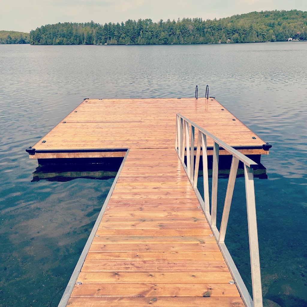 The Blue Spruce Cottage | 27323 ON-28, Faraday, ON K0L 1C0, Canada | Phone: (416) 268-2209