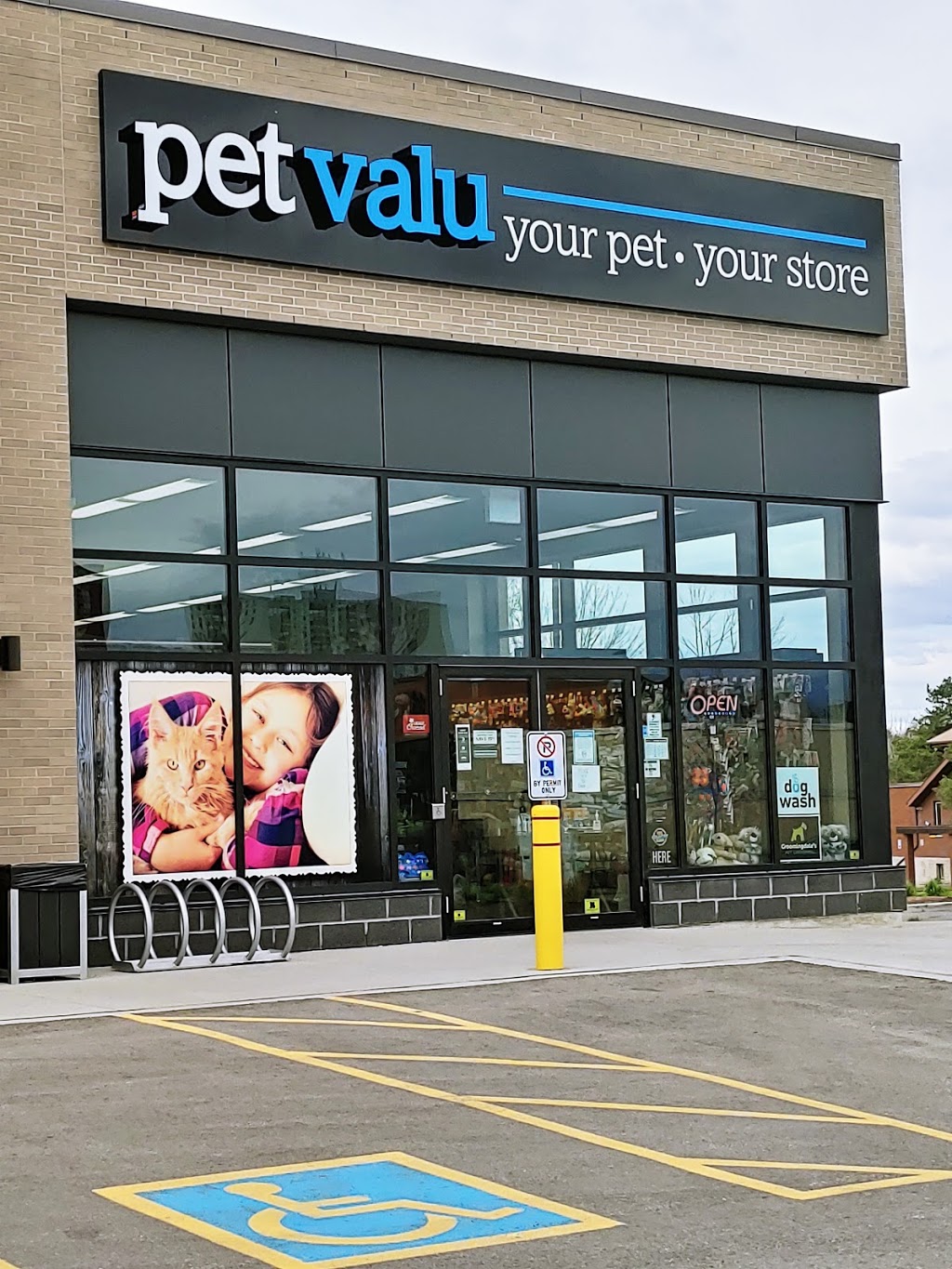 Pet Valu | 123 Pioneer Dr, Kitchener, ON N2P 2A3, Canada | Phone: (519) 895-0444