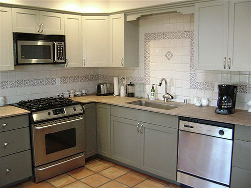 Weiler Painting | 17408 59 Ave, Surrey, BC V3S 1P2, Canada | Phone: (604) 825-8337