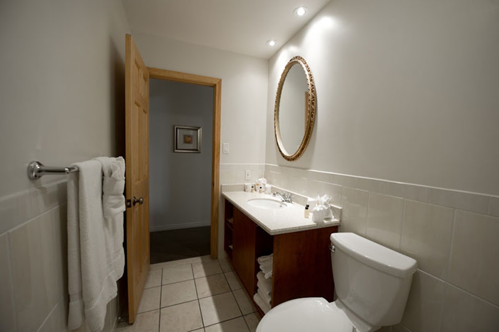 Motel Du Chevalier | 169 Boulevard Gréber, Gatineau, QC J8T 3R1, Canada | Phone: (819) 568-9000