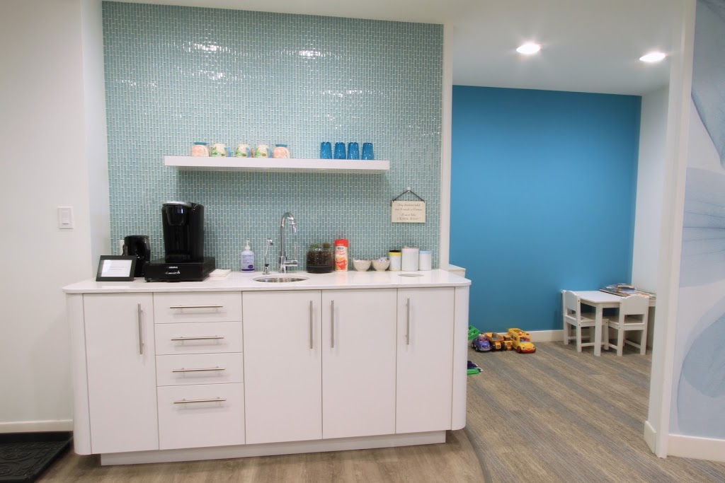 Dr. Julie Labbé | 11012 Macleod Trail Suite 380, Calgary, AB T2J 6A5, Canada | Phone: (403) 271-1517