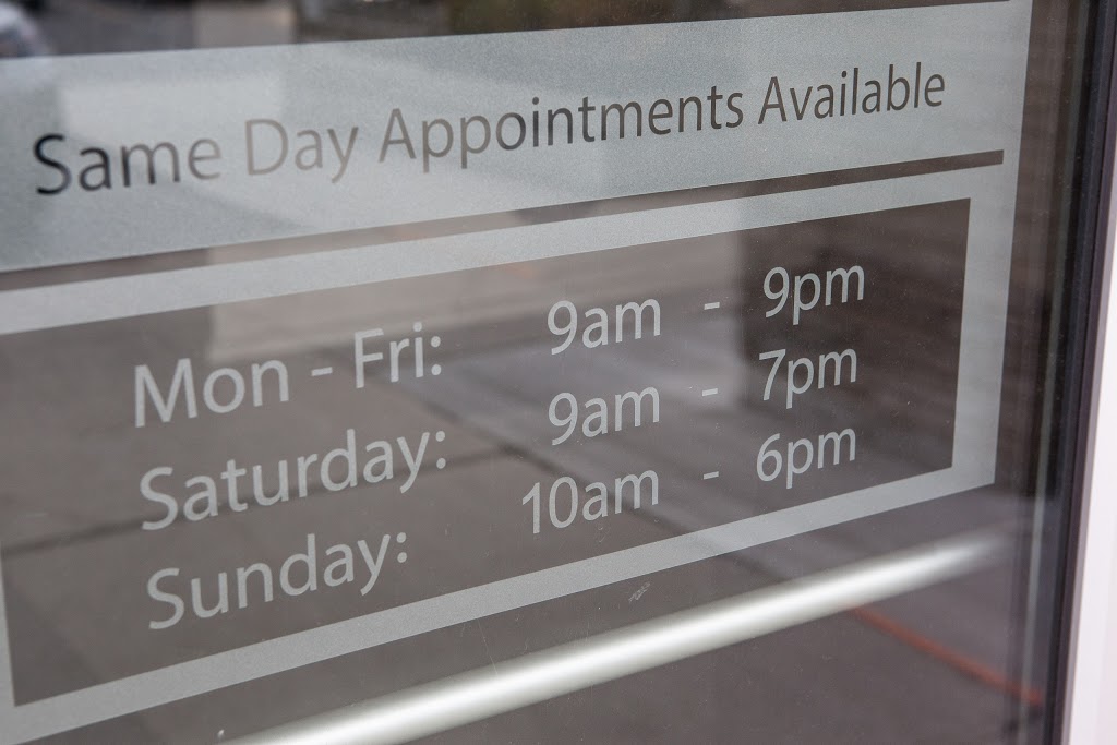 Hand & Stone Massage and Facial Spa – Oakville | 511 Maple Grove Dr #21, Oakville, ON L6J 6X8, Canada | Phone: (289) 837-3838