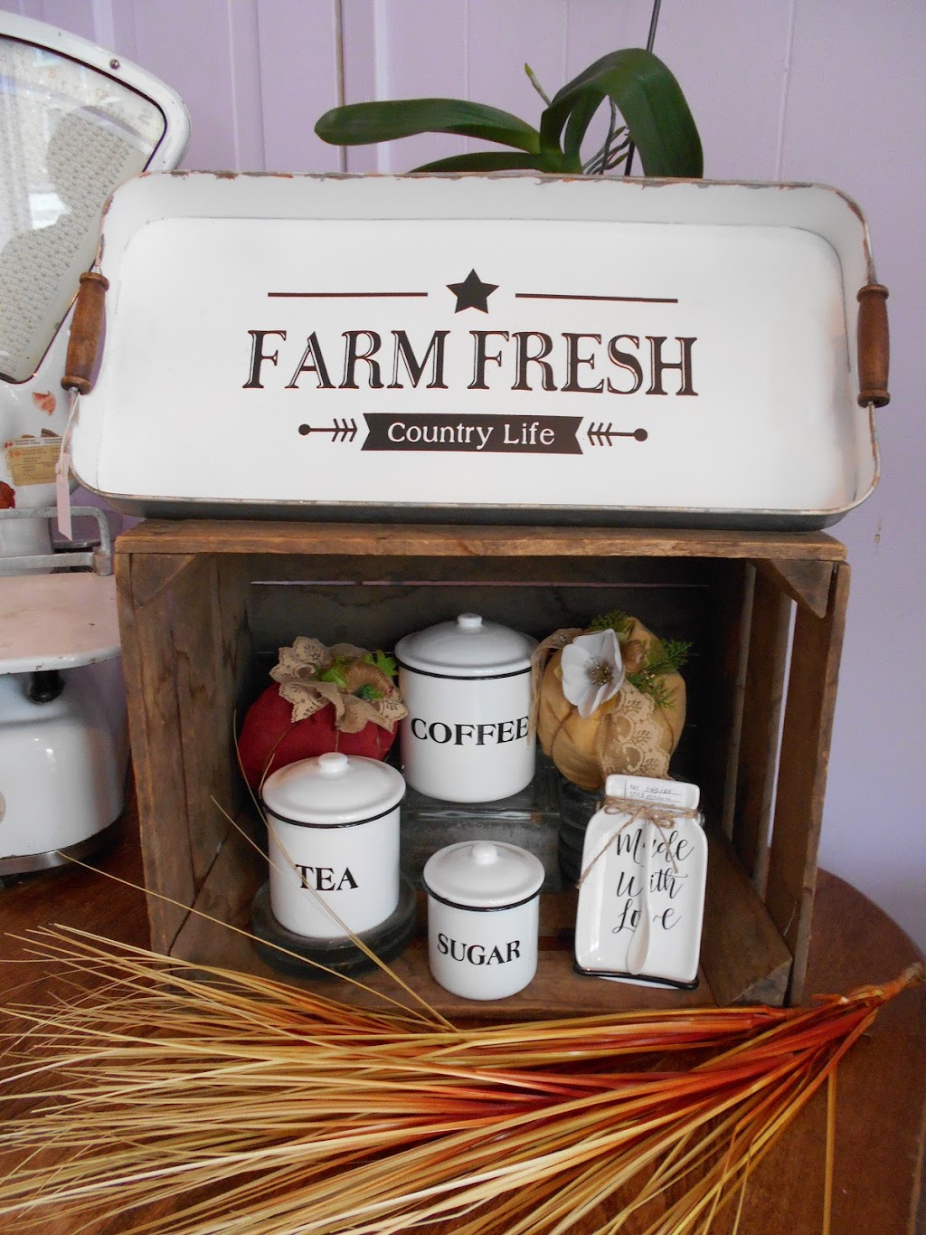 Sherrys on Main | 157 Main St N, Mount Forest, ON N0G 2L1, Canada | Phone: (519) 323-0251