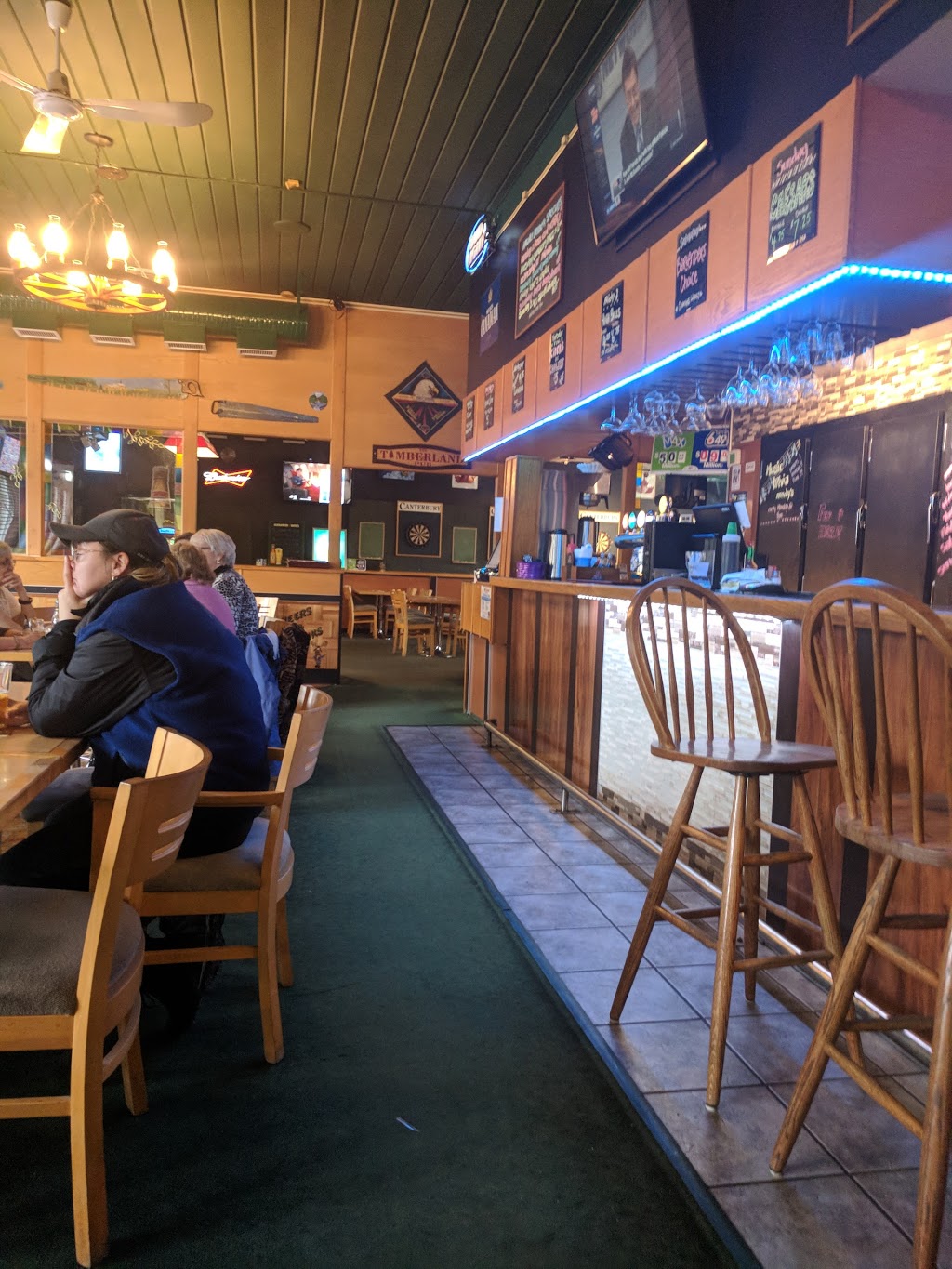 The Timberland Pub | Cassidy, BC V0R 1H0, Canada | Phone: (250) 245-0800