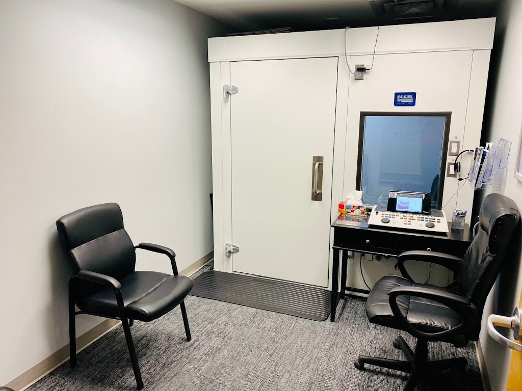 Umbrella Hearing | 119 Memorial Ave UNIT 104A, Orillia, ON L3V 5X1, Canada | Phone: (705) 325-3375