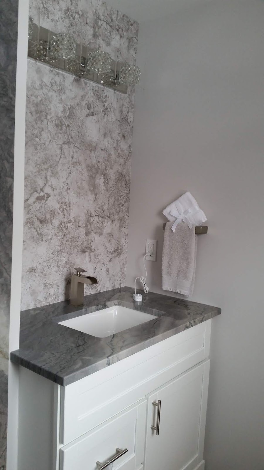 BathWorX | 25 Struck Ct, Cambridge, ON N1R 8L2, Canada | Phone: (519) 622-2284