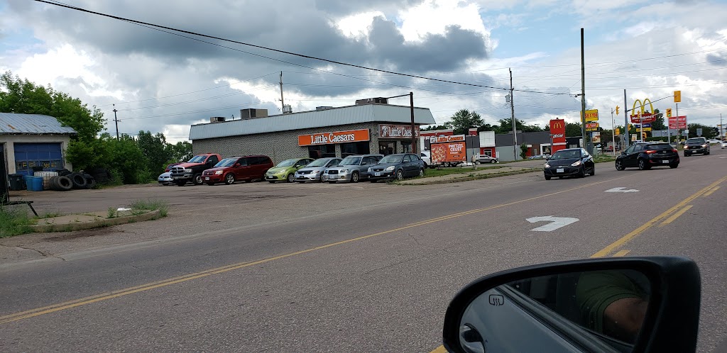 Little Caesars Pizza | 779 Pembroke St E, Pembroke, ON K8A 3L8, Canada | Phone: (613) 732-2500