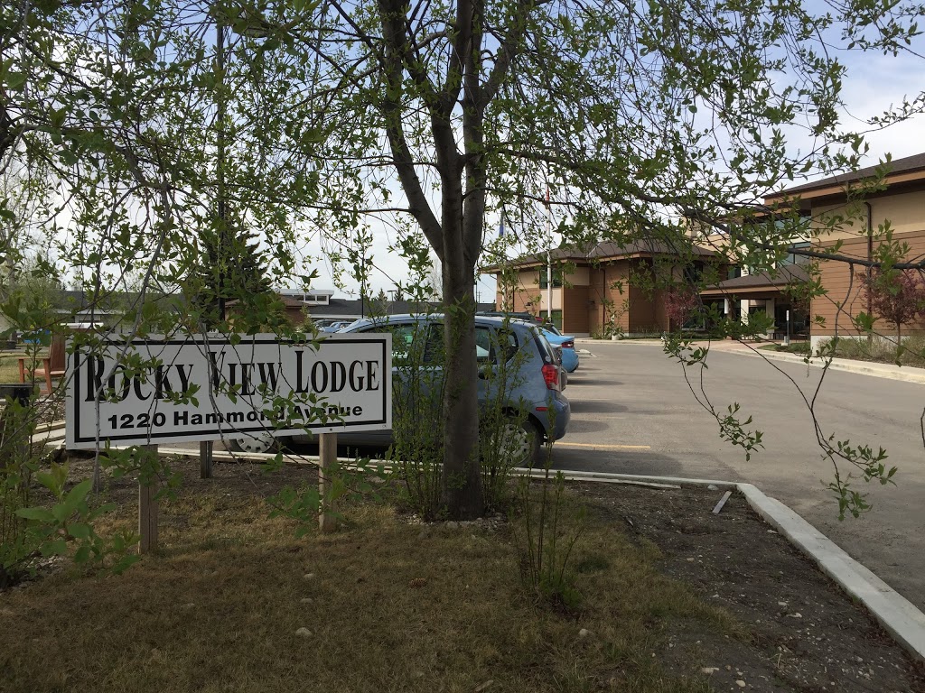 Rocky View Lodge | 1220 Hammond Ave, Crossfield, AB T0M 0S0, Canada | Phone: (403) 946-5615