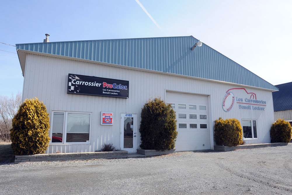 Carrosseries Benoit Leclerc Enr (Les) | 4180 Rue Bédard, Saint-Jean-Baptiste, QC J0L 2B0, Canada | Phone: (450) 446-1339