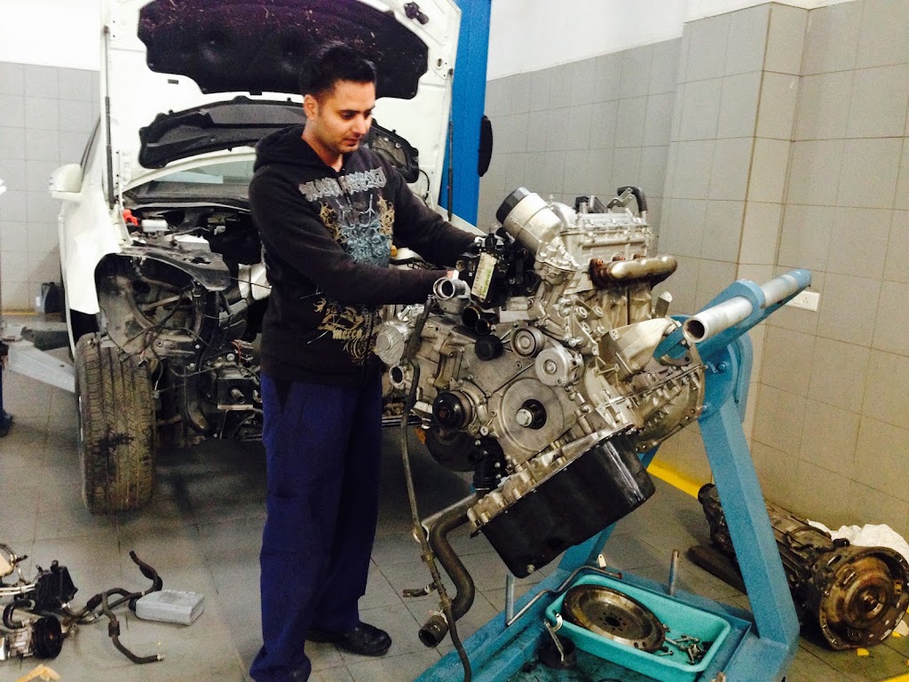 SG MOBILE CAR AND TRUCK REPAIR SERVICES | 637 Armstrong Rd, Shelburne, ON L9V 3V6, Canada | Phone: (778) 325-7700