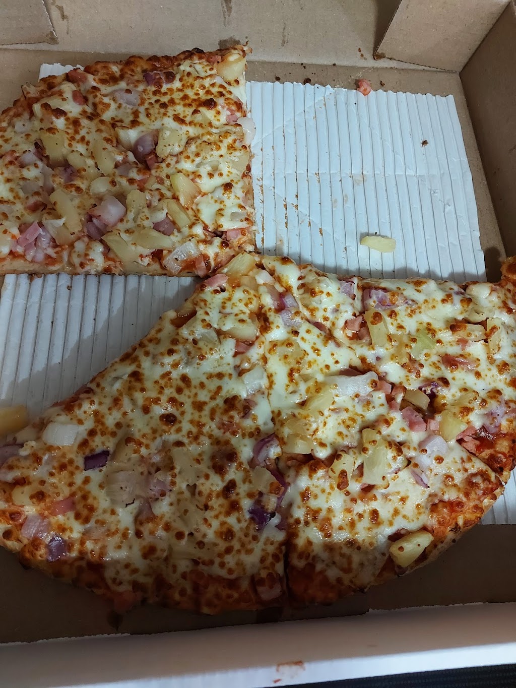 Best City Pizza | Kingsman Plaza 870 Queenston, Boulevard, Woodstock, ON N4T 0M4, Canada | Phone: (519) 539-9900