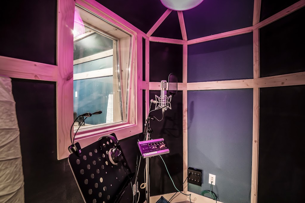 LittlePlayHouse Production | 1461 Moore Pl, Coquitlam, BC V3E 3B9, Canada | Phone: (604) 338-4350