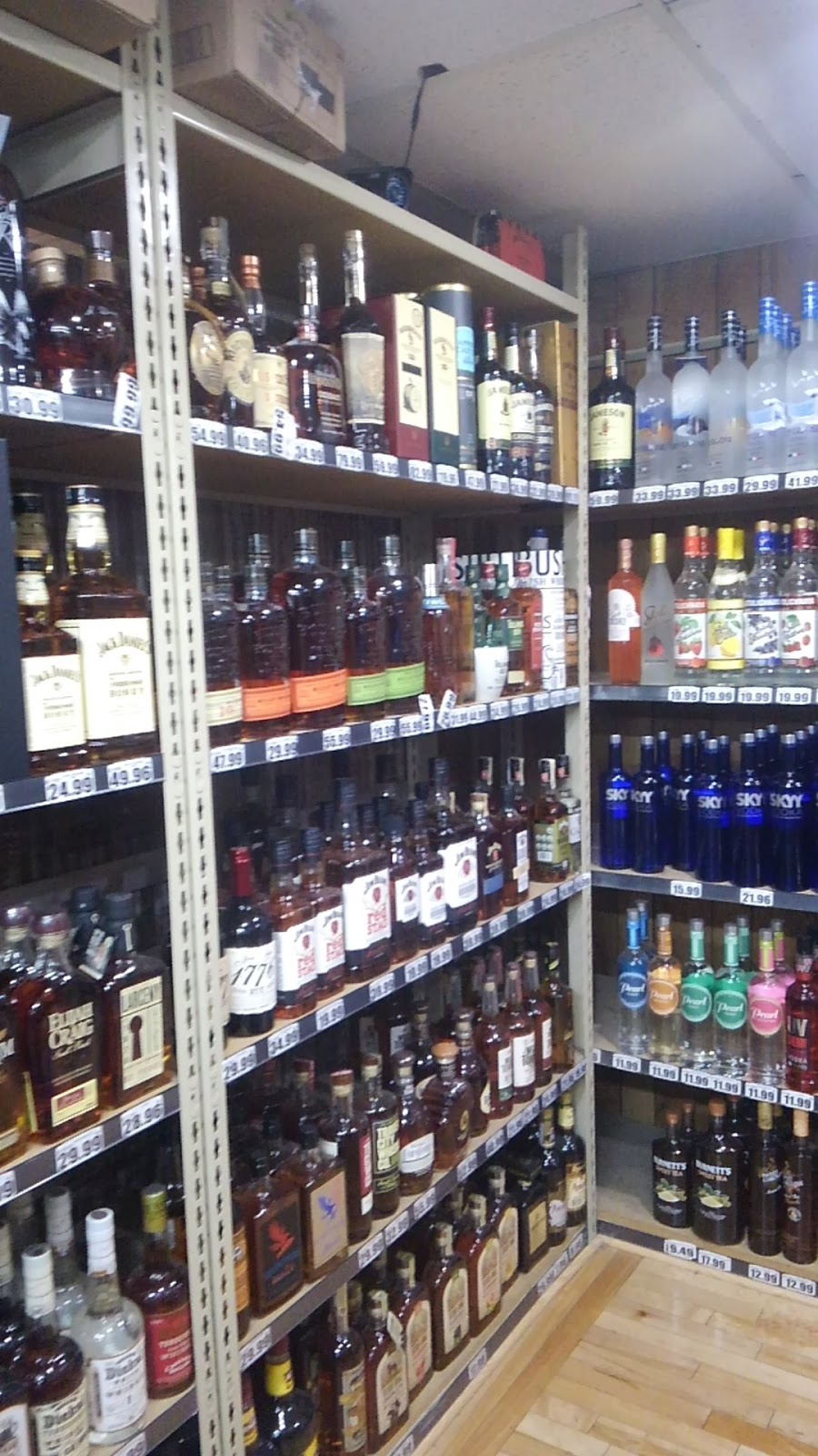 Buscemis | 29965 S River Rd, Harrison Charter Township, MI 48045, USA | Phone: (586) 468-4779