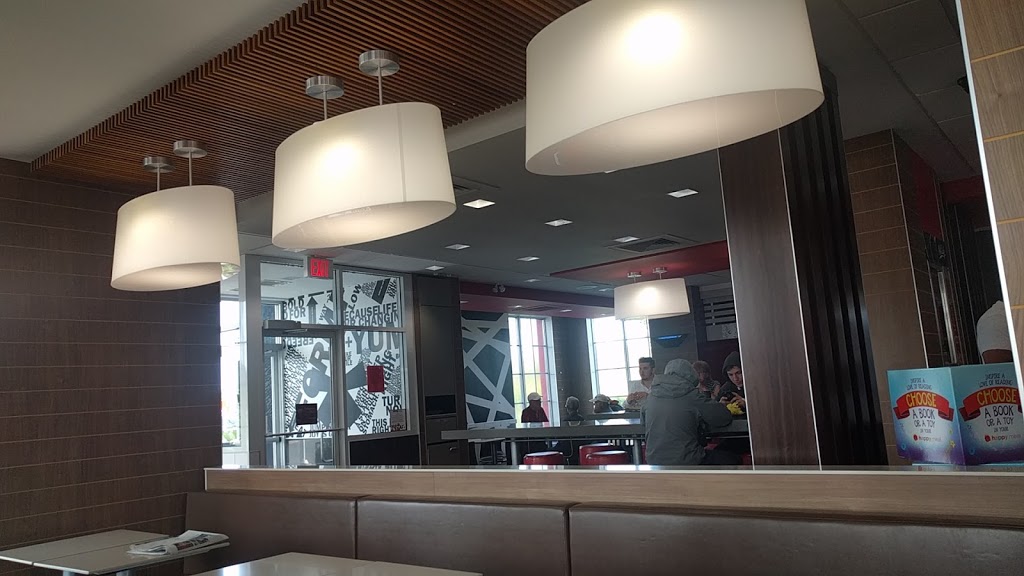 McDonalds | cafe | 175 Rose Glen Rd N, Port Hope, ON L1A 3V6, Canada | 9058852480 OR +1 905-885-2480
