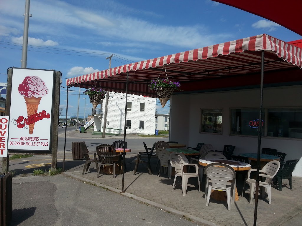 Cremier (Le) | 2057 Rue Saint-Dominique, Jonquière, QC G7X 6N4, Canada | Phone: (418) 547-8208