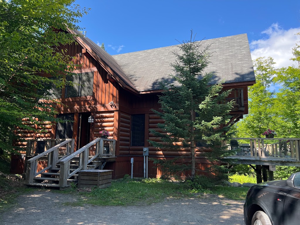 chalet #212 | 139 Chem. de la Fraternité, Lac-Supérieur, QC J0T 1P0, Canada | Phone: (888) 251-5138