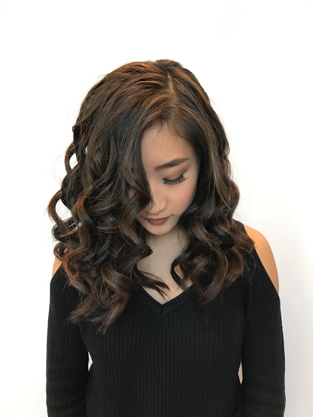 Yo Hair Shop | 5Y7, 4036 Knight St, Vancouver, BC V5N 5Y6, Canada | Phone: (778) 229-1633