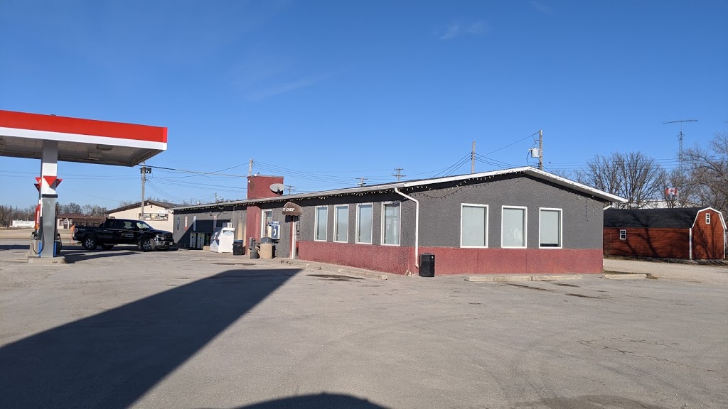 Esso - Chicken Chef | 104 MAIN ST. AND JCT. HWY #6, Lundar, MB R0C 1Y0, Canada | Phone: (204) 762-5100