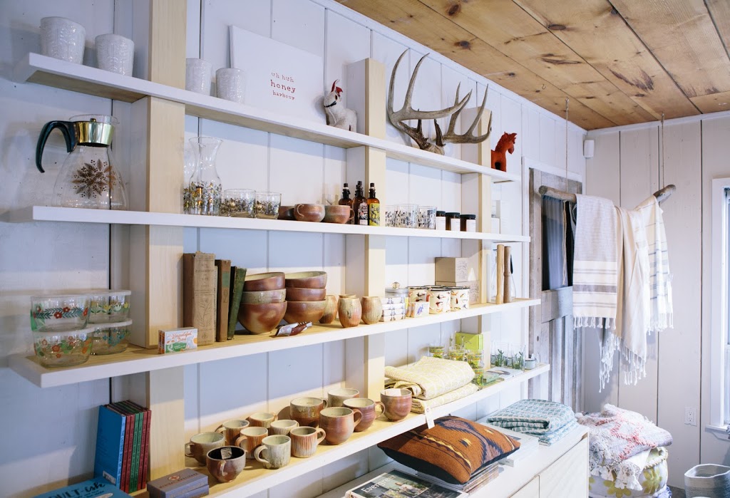 The Hive | 18 Franks Ln, Honey Harbour, ON P0E 1E0, Canada | Phone: (705) 230-0488