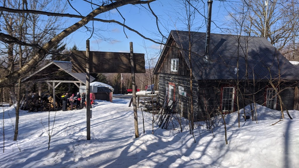 Sutton En Haut-Coop De Sldrt | 429 Rue Maple, Sutton, QC J0E 2K0, Canada | Phone: (450) 538-6464