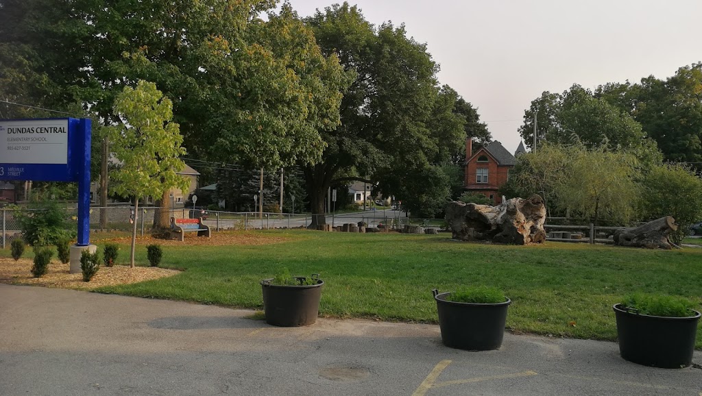 Umbrella Family and Child Centres of Hamilton - Dundas Central | 73 Melville St, Dundas, ON L9H 2A2, Canada | Phone: (905) 973-7472