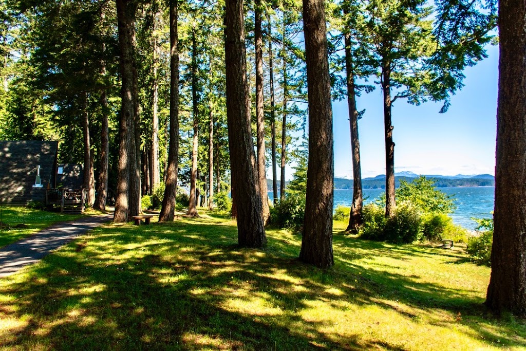 Taku Resort and Marina | 616 Taku Rd, Heriot Bay, BC V0P 1H0, Canada | Phone: (250) 285-3031