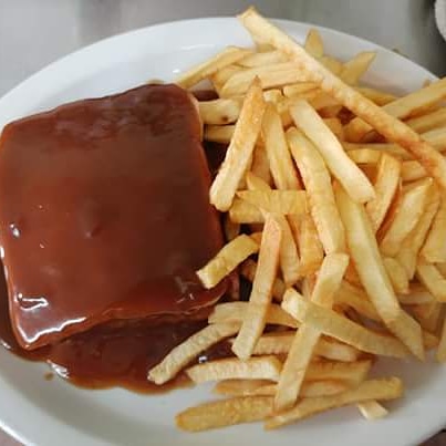 Mange! | 1635 Main St, Val Caron, ON P3N 1R8, Canada | Phone: (705) 222-9882