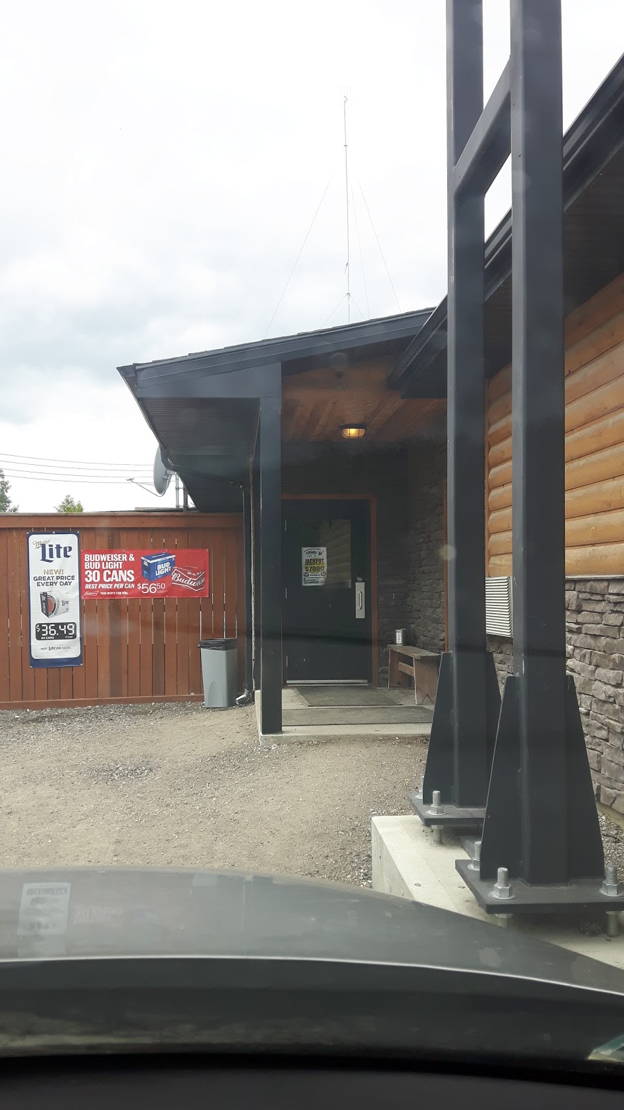 Richer Inn Motor Hotel | Ste. Anne, MB R0E 1S0, Canada | Phone: (204) 422-5482
