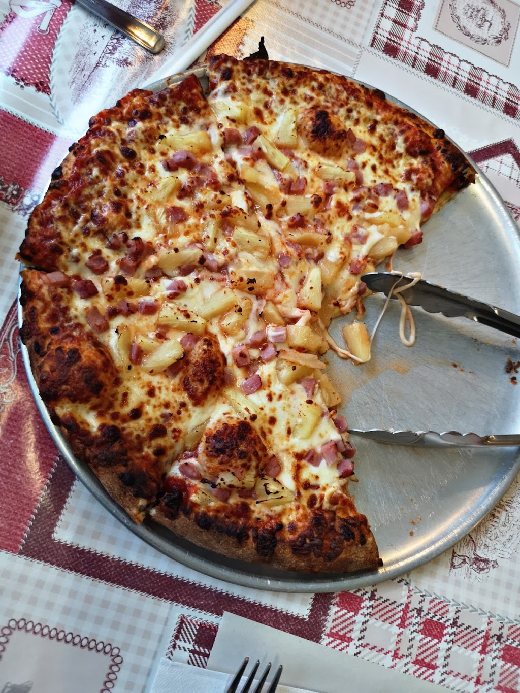 Pizza Lac Brome | 240 Chemin Knowlton, Lac-Brome, QC J0E 1V0, Canada | Phone: (450) 243-5333