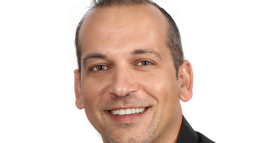 Helio Domingos, REALTOR, Royal Lepage Real Estate Services | 5055 Plantation Pl, Mississauga, ON L5M 6J3, Canada | Phone: (416) 779-9755
