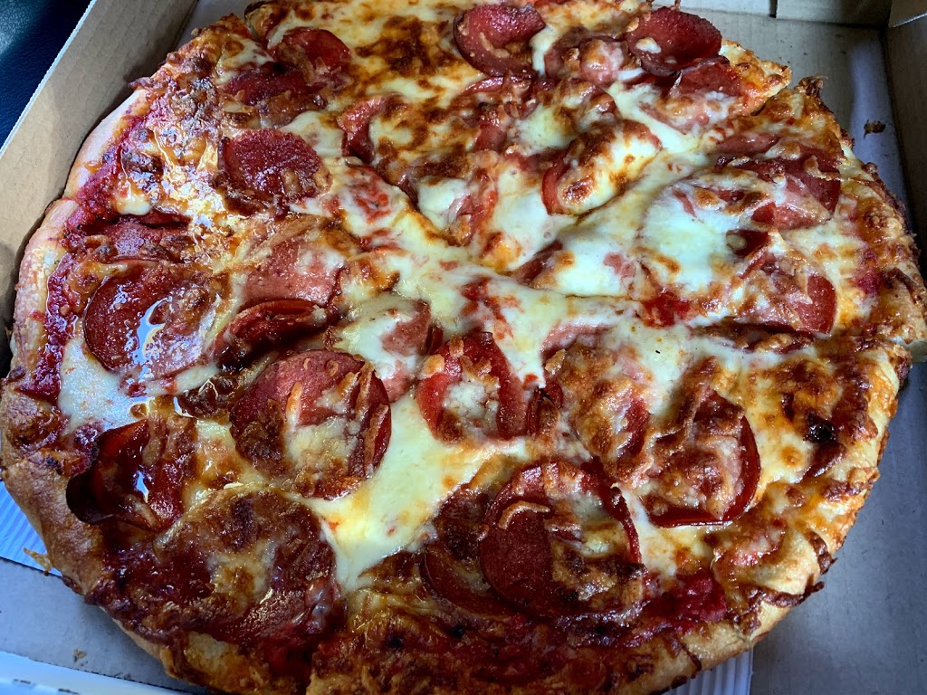 Roberts Street Pizza | 20 Roberts St, Ladysmith, BC V9G 1A5, Canada | Phone: (250) 245-1119