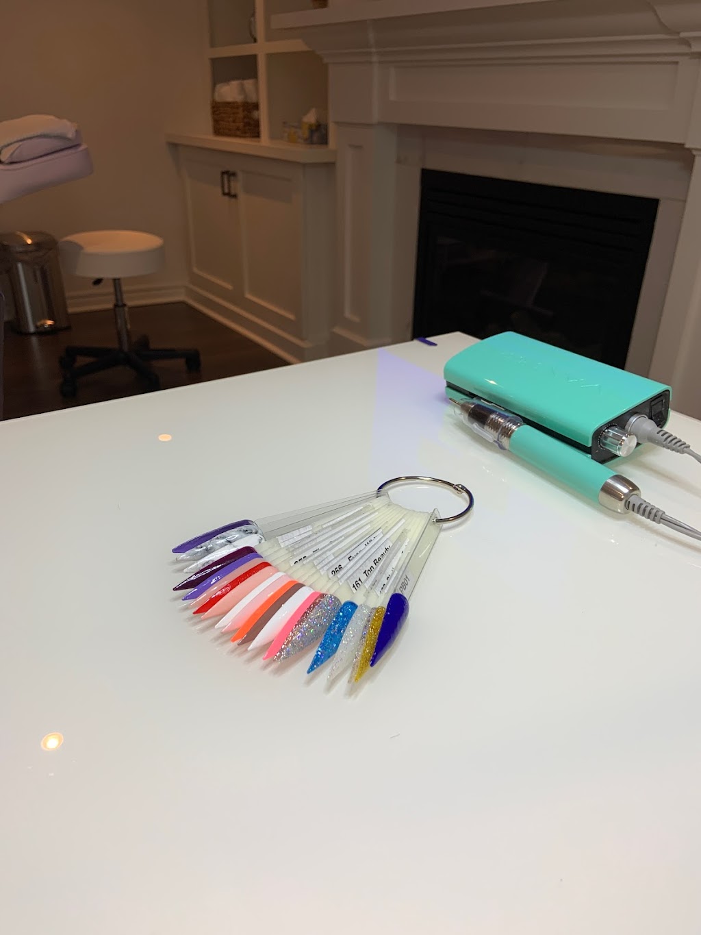 Vive Smile Beauty Studio | 3275 Stalybridge Dr #42, Oakville, ON L6M 0L2, Canada | Phone: (416) 731-9802