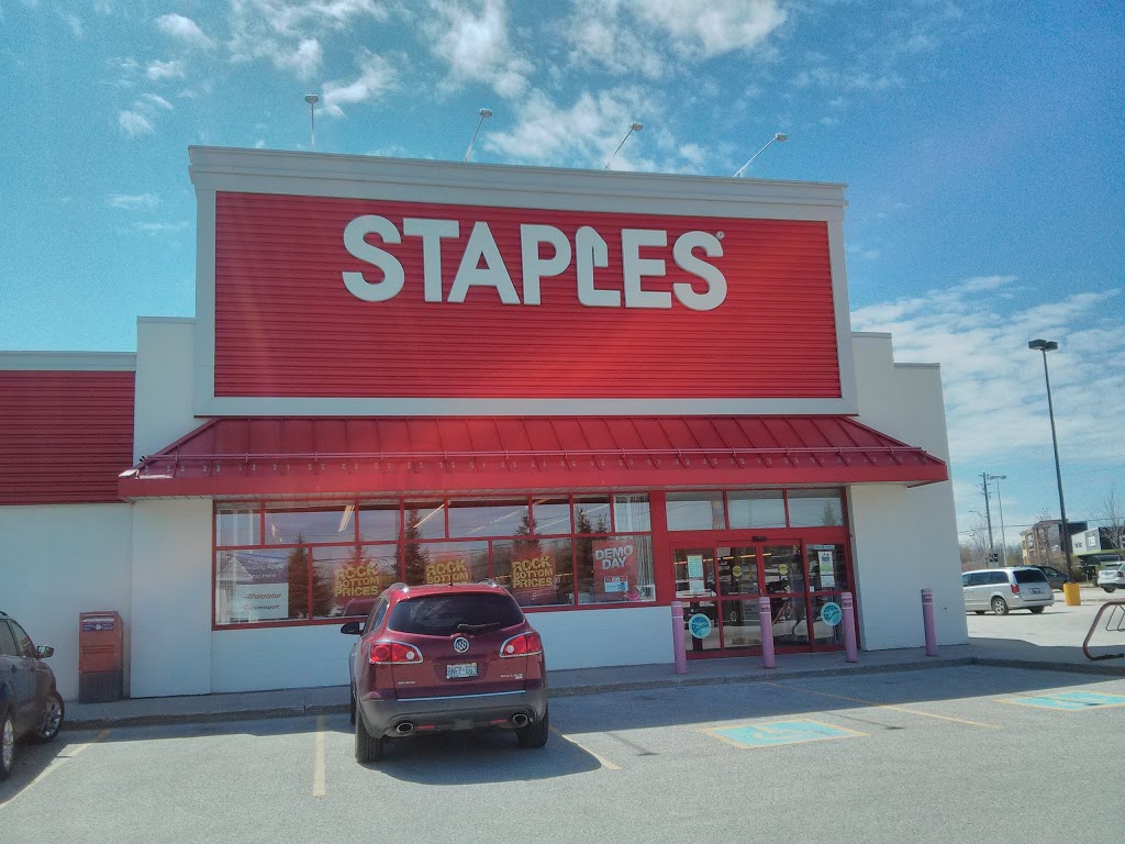 Staples | 15 Balsam St Unit 1, Collingwood, ON L9Y 5H6, Canada | Phone: (705) 445-0505