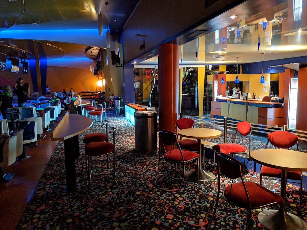 Bowl-Mat | 300 Rue Terry Fox, Saint-Eustache, QC J7P 5C6, Canada | Phone: (450) 623-6400