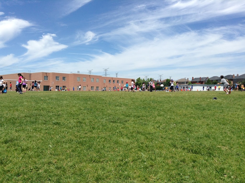 Ventura Park Public School 121 Worth Blvd Thornhill ON L4J 7V5 Canada