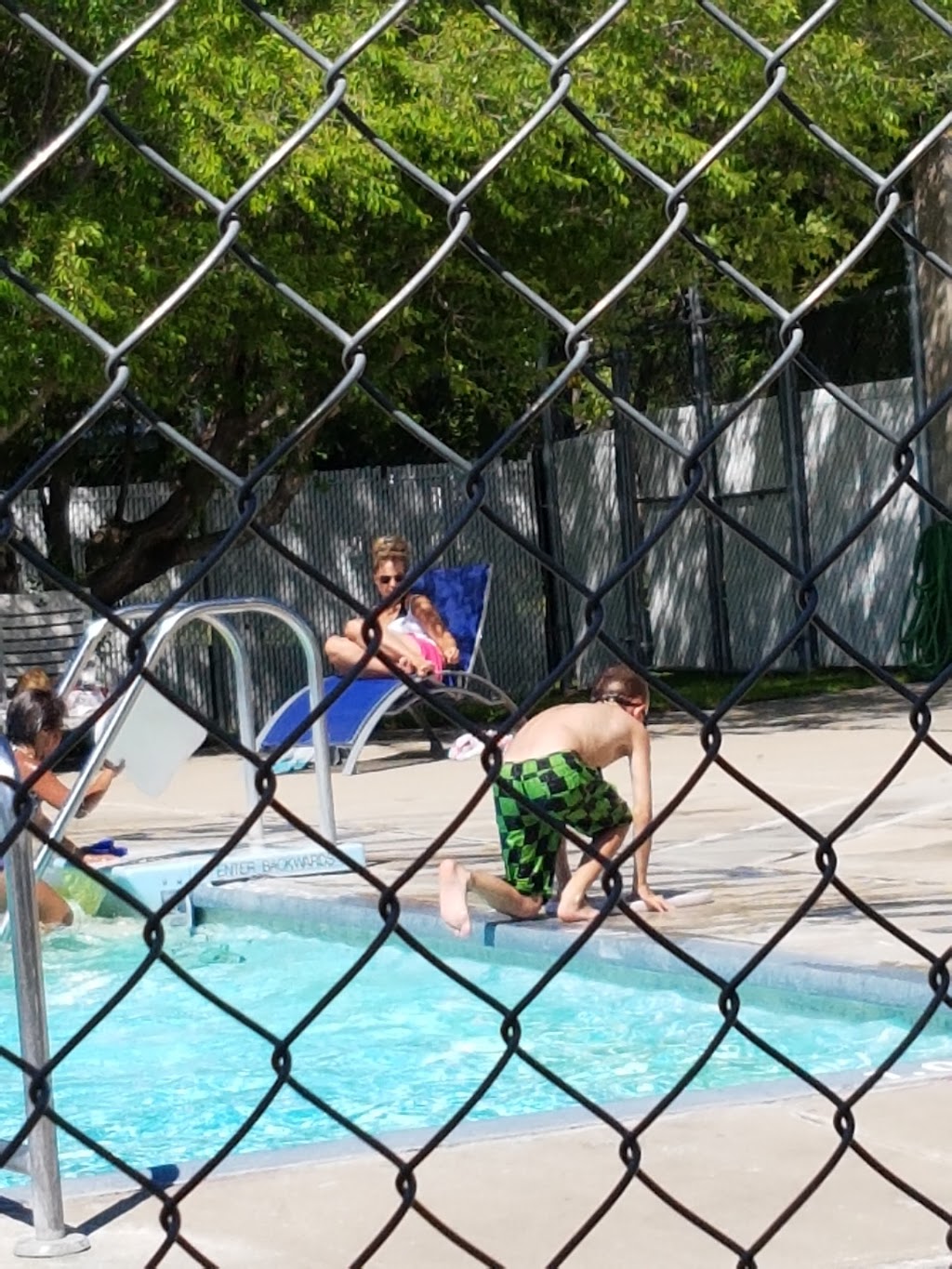Kemoca Pool | 5th St, Montmartre, SK S0G 3M0, Canada | Phone: (306) 424-2322
