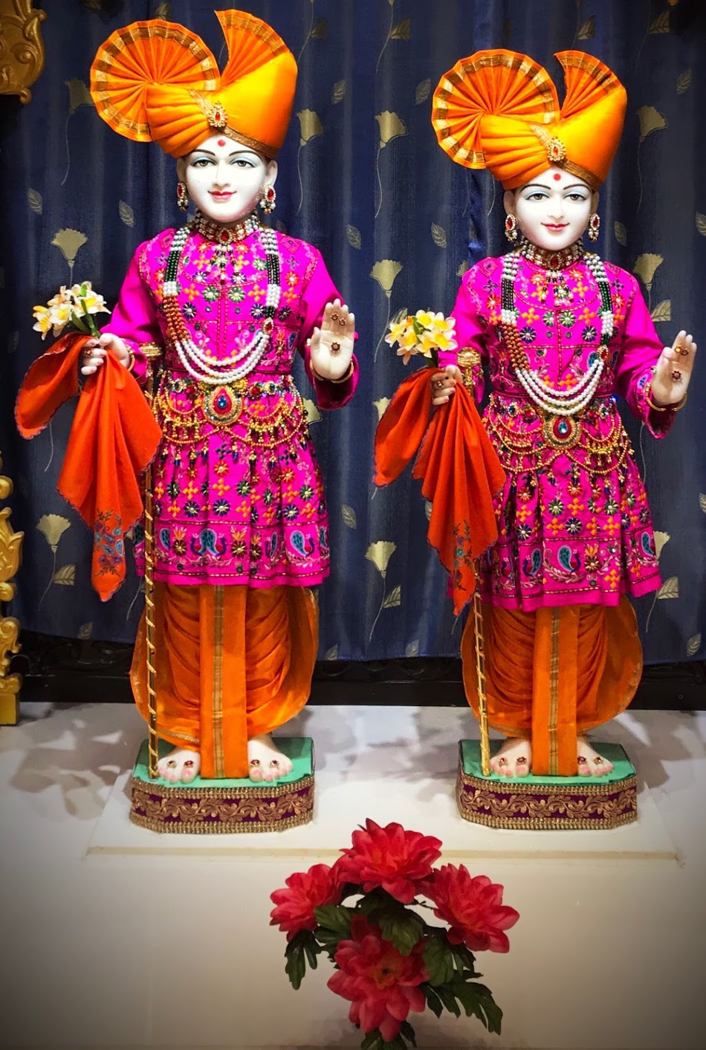 BAPS Shri Swaminarayan Mandir | 1840 Birchmount Rd, Scarborough, ON M1P 2H7, Canada | Phone: (416) 321-2277