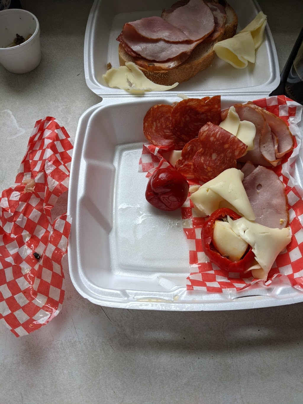 CCs Dugout Italian Eatery | 301 Thorold Rd, Welland, ON L3C 6H5, Canada | Phone: (905) 734-7740