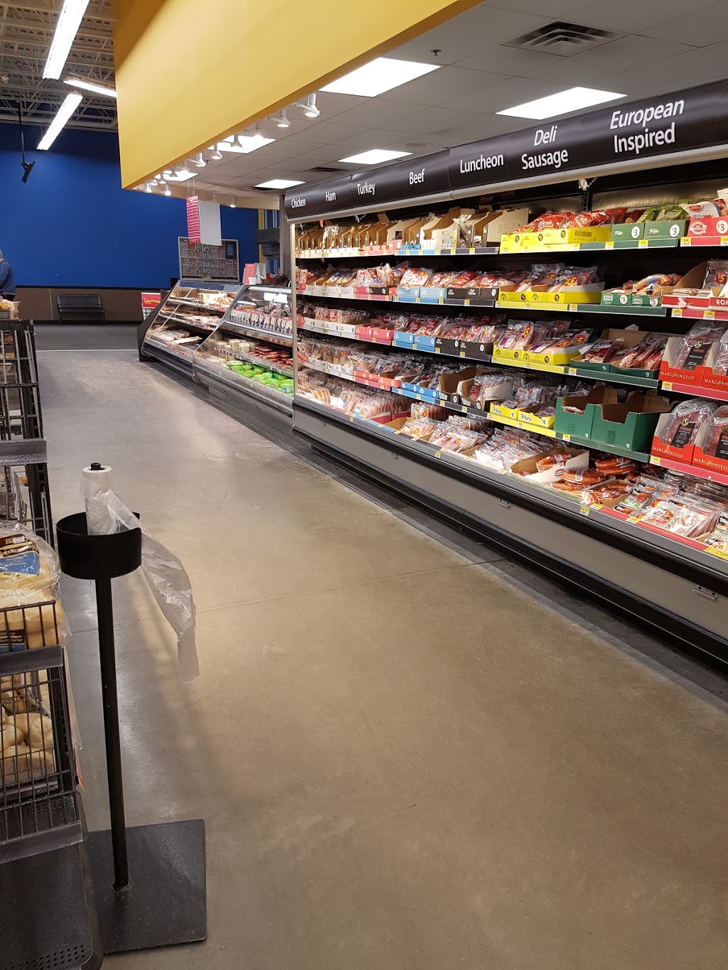 Walmart Supercentre | 7100 Tecumseh Rd E, Windsor, ON N8T 1E6, Canada | Phone: (519) 945-3065
