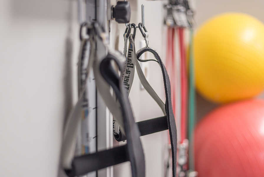 Community Chiropractic Center | 11811 Tecumseh Rd E #116, Windsor, ON N8N 4M7, Canada | Phone: (519) 735-7555