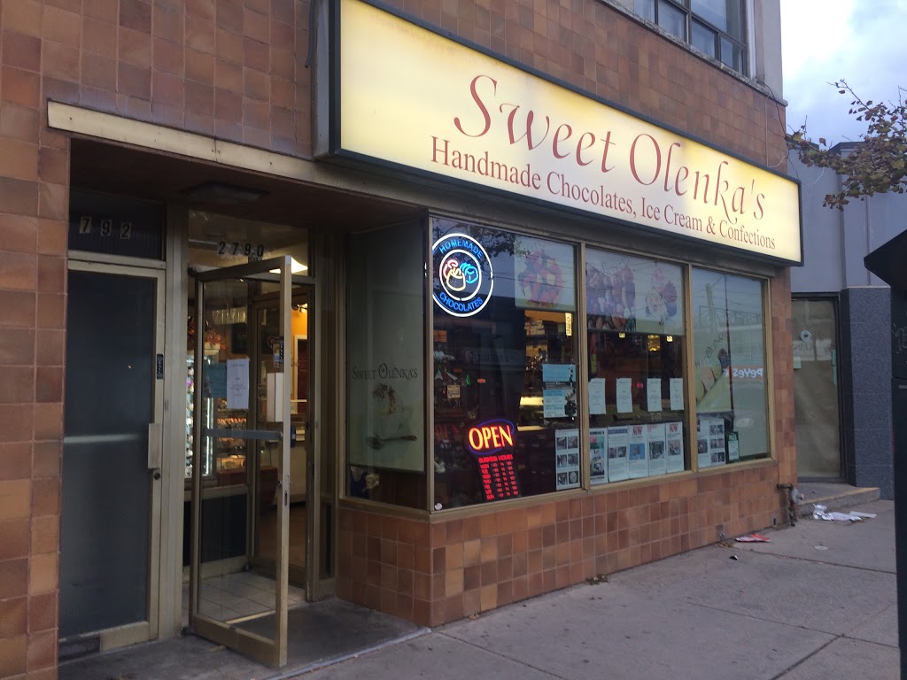Sweet Olenkas | 2790 Lake Shore Blvd W, Etobicoke, ON M8V 1H5, Canada | Phone: (416) 521-7444